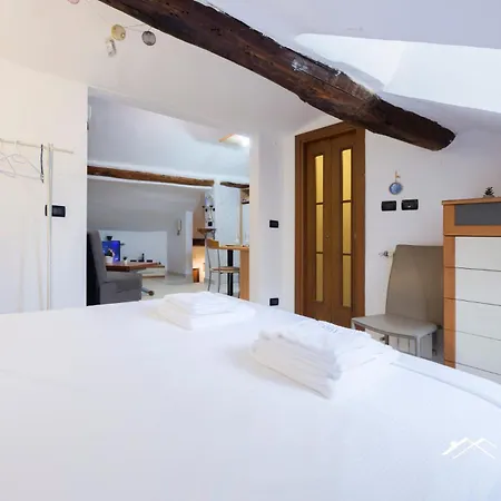 4m|1br| A/c| Wi Fi By Tilo شقة *